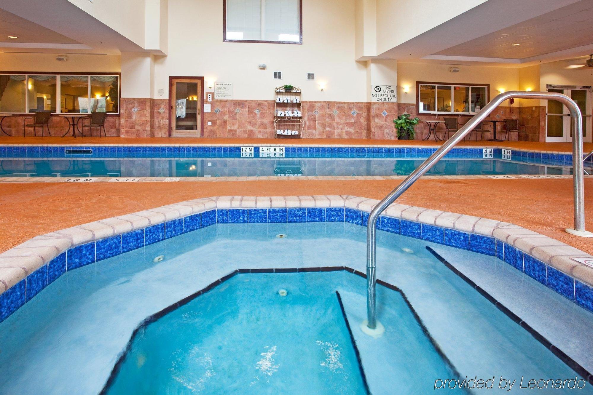 Hotel & By Ihg Lake City