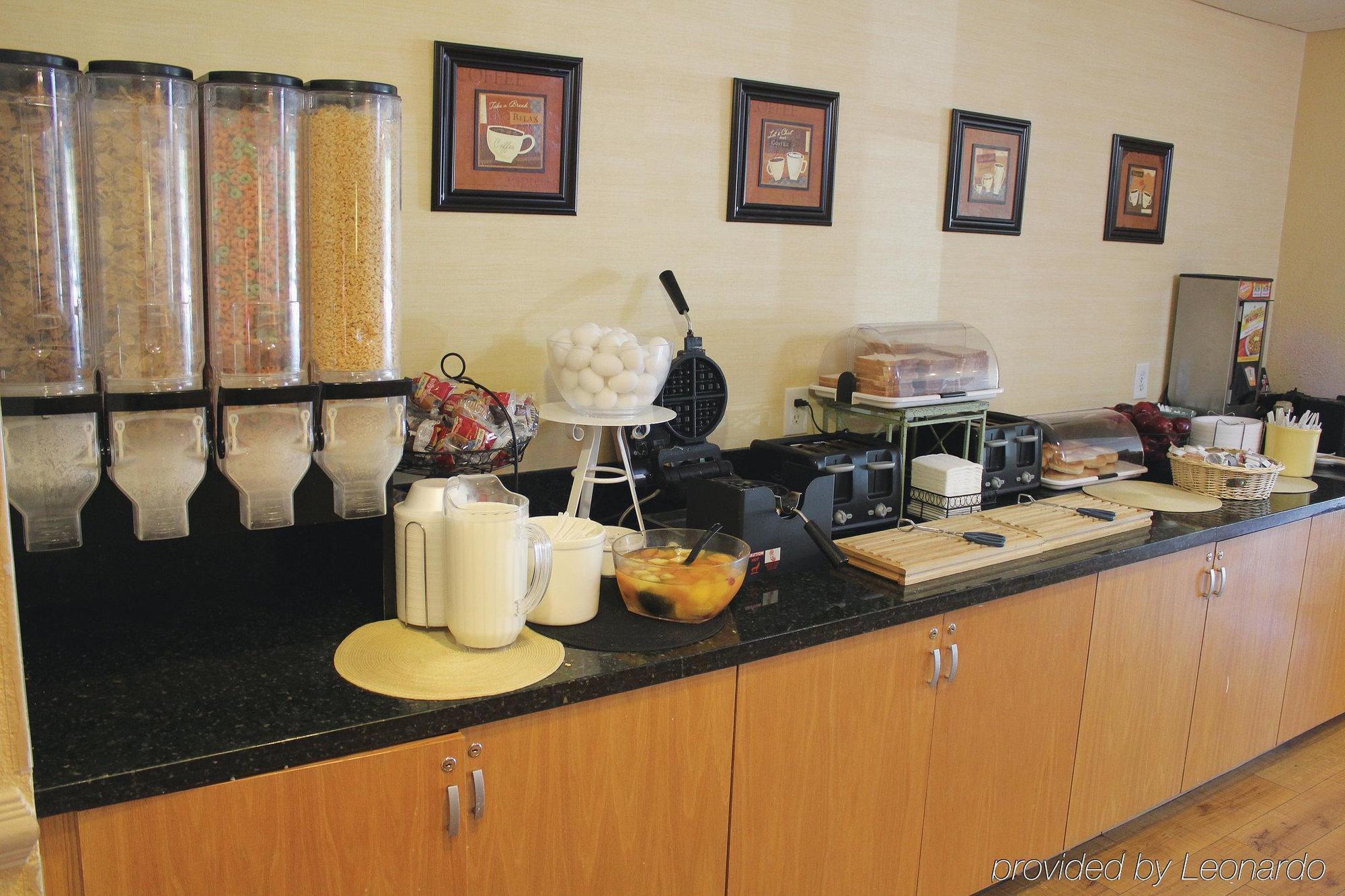 Hotel La Quinta By Wyndham At Sw 6th St 3*