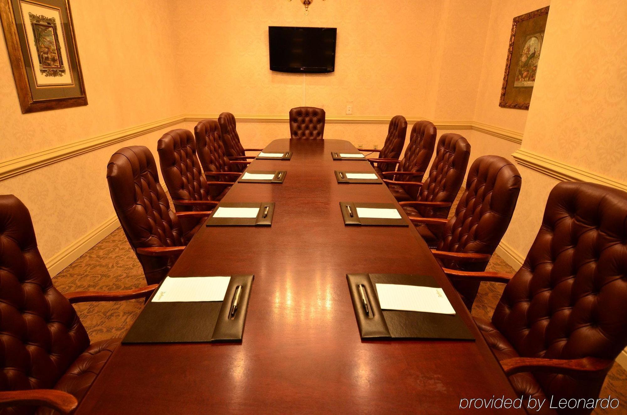 Orlando East-ucf Area By Ihg 3* Alafaya