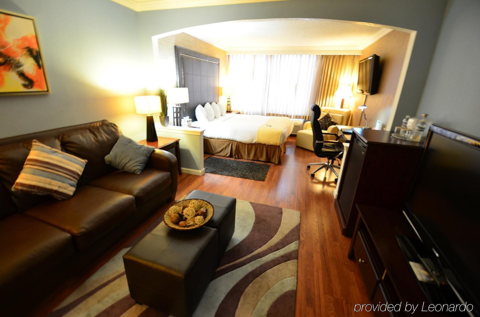 Orlando East-ucf Area By Ihg 3*