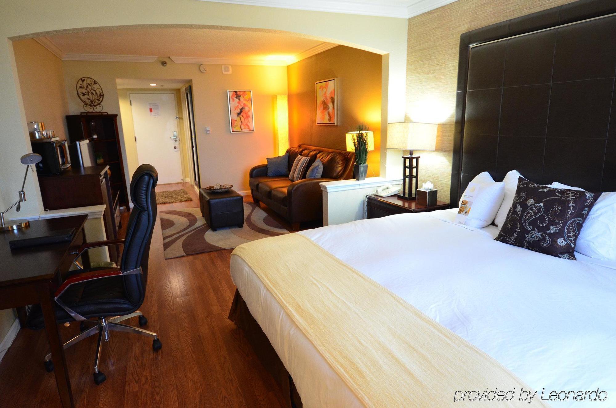 Hotel Orlando East-ucf Area By Ihg 3*