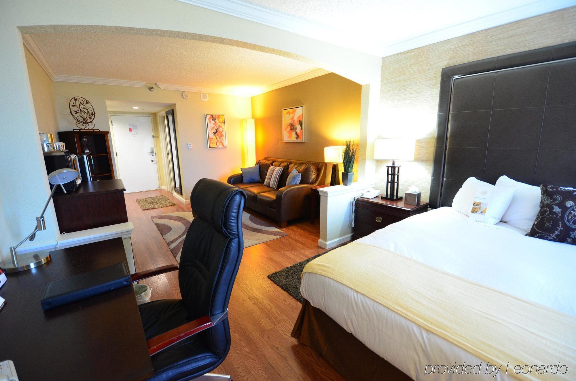 Orlando East-ucf Area By Ihg 3*
