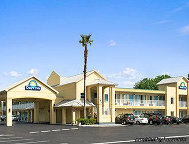 Hotel Days By Wyndham Daytona Speedway Daytona Beach