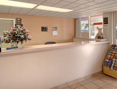 Super 8 By Wyndham Motel Melbourne