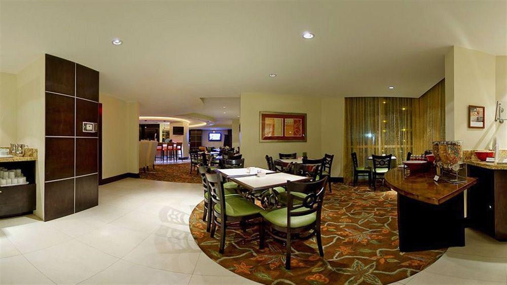 Hotel By Marriott St. Petersburg Treasure Island