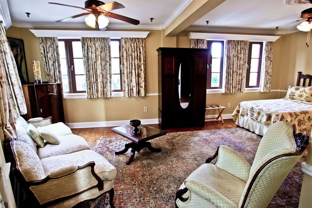 St. Michel 3* Coral Gables