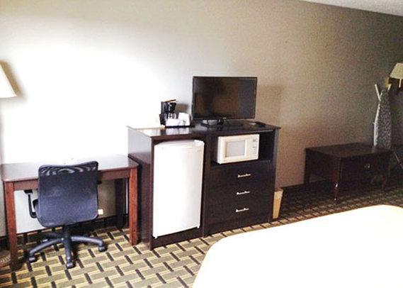 Hotel Ramada By Wyndham Orlando South 3*