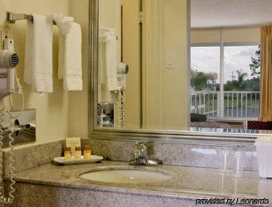 Days By Wyndham Hotel 2*