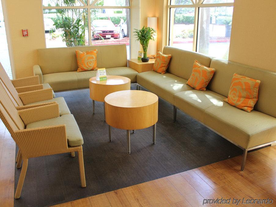 La Quinta By Wyndham Lauderdale Tamarac