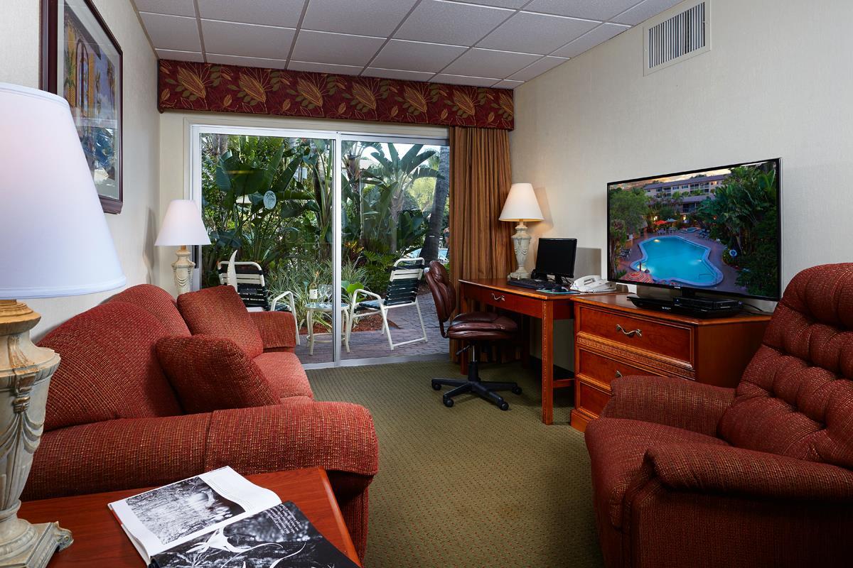 Hotel Western & Naples