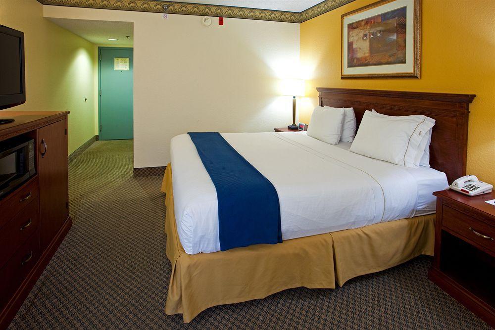 Hotel Express & Jacksonville-south By Ihg