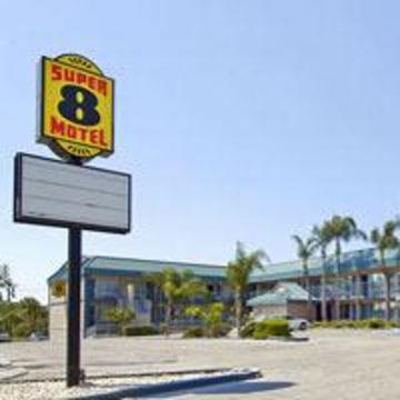 Super 8 By Wyndham Clearwater/us Hwy 19 N Clearwater