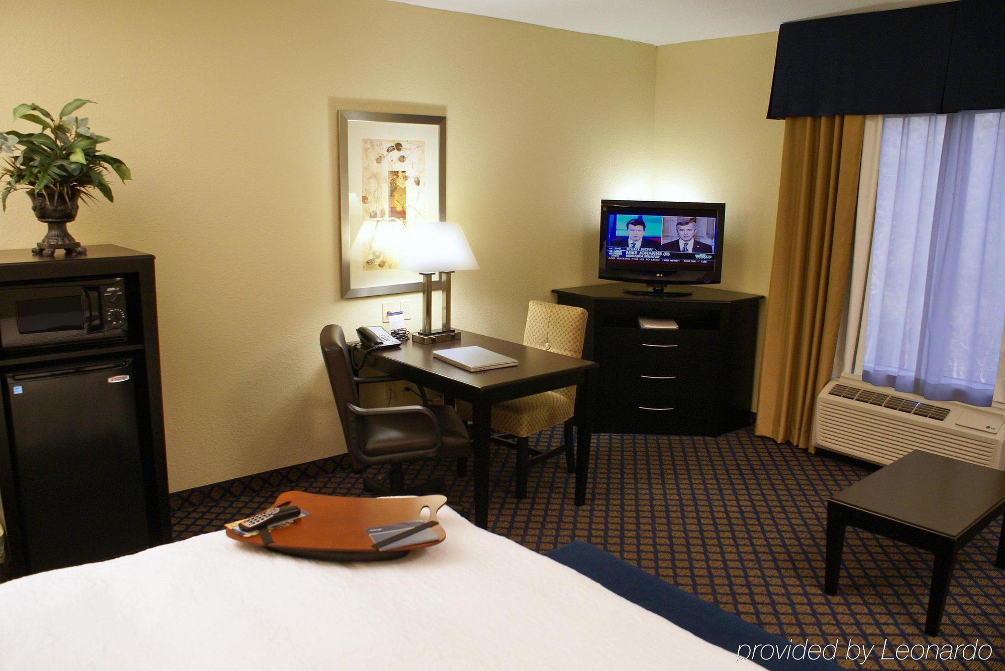 Hampton & South - Bartram Park Hotel Jacksonville