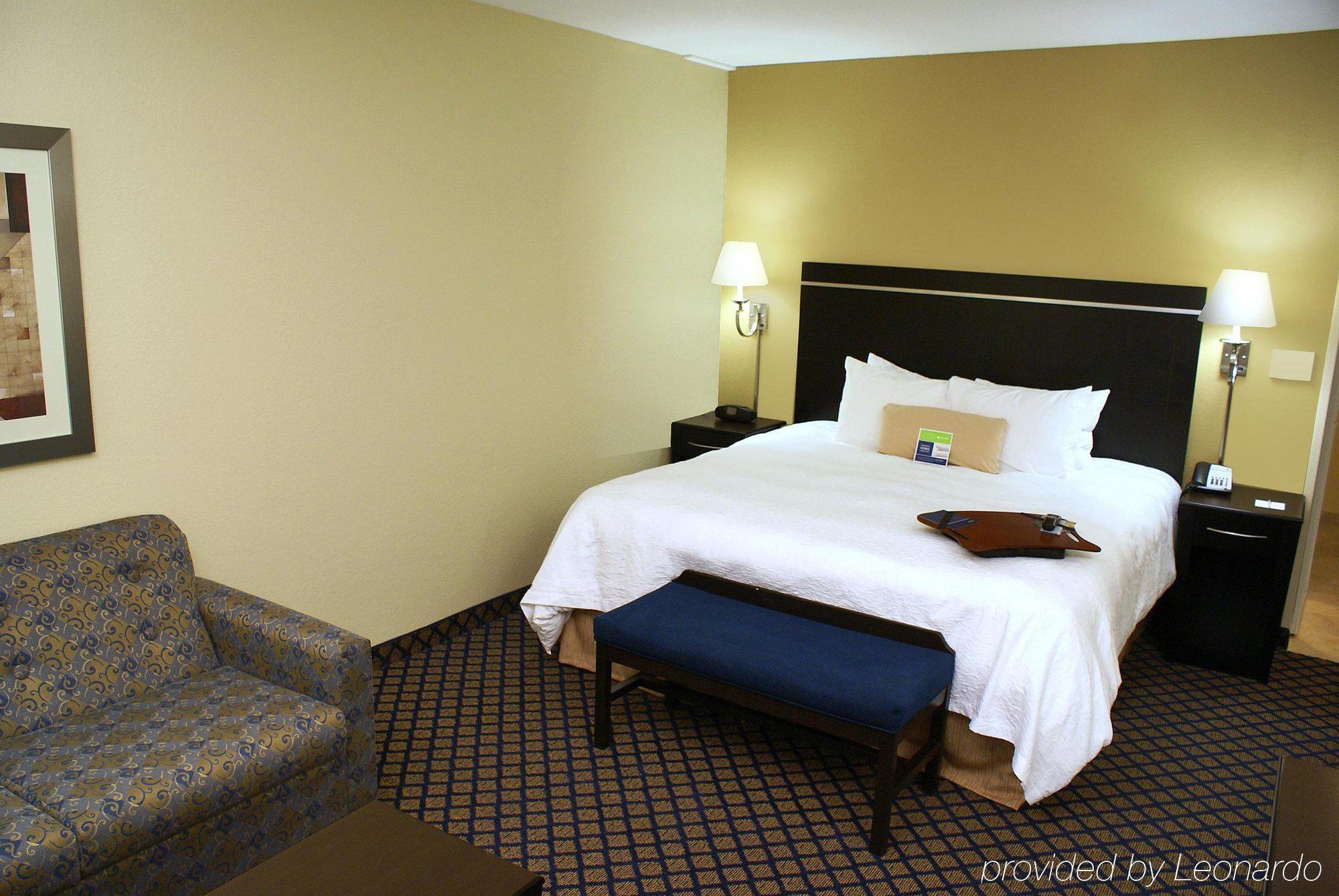 Hampton & South - Bartram Park Hotel Jacksonville
