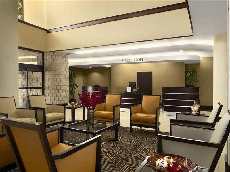 Hotel Embassy By Hilton Orlando International Drive Icon Park 3*