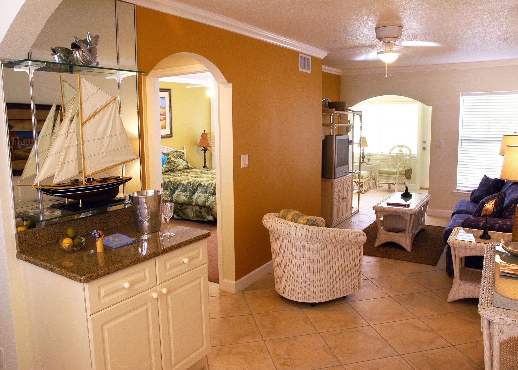 Resort Barefoot 4*