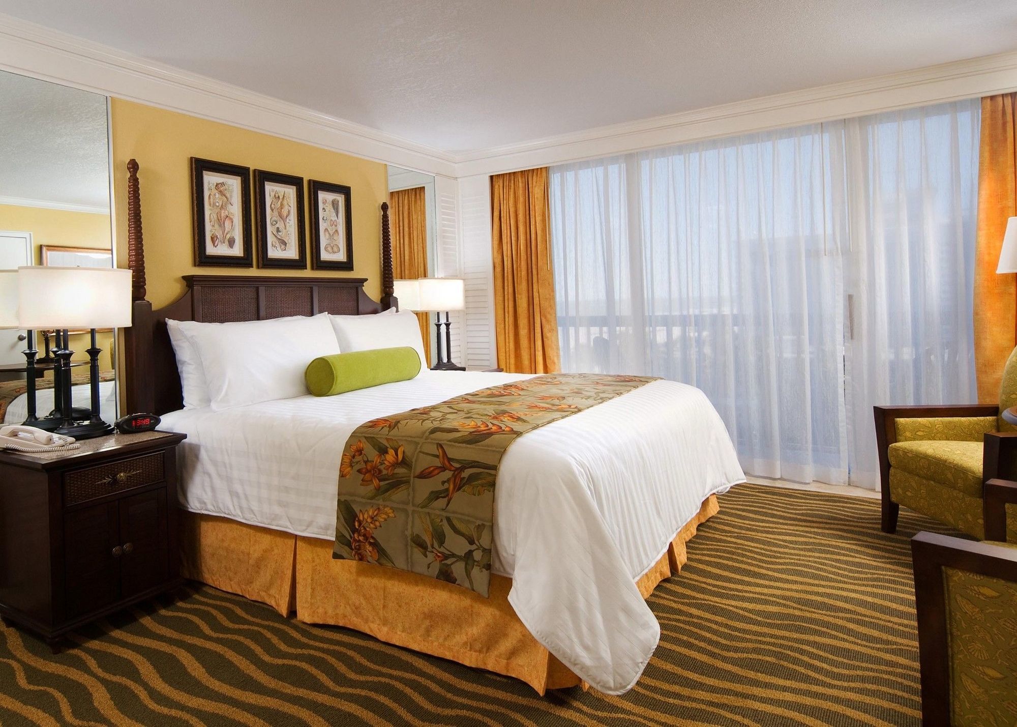 Resort Island Grand At Tradewinds