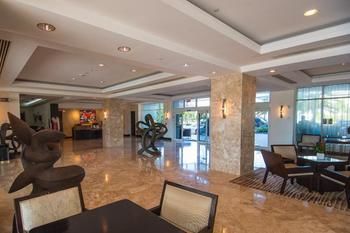 Gallery One Private 3*