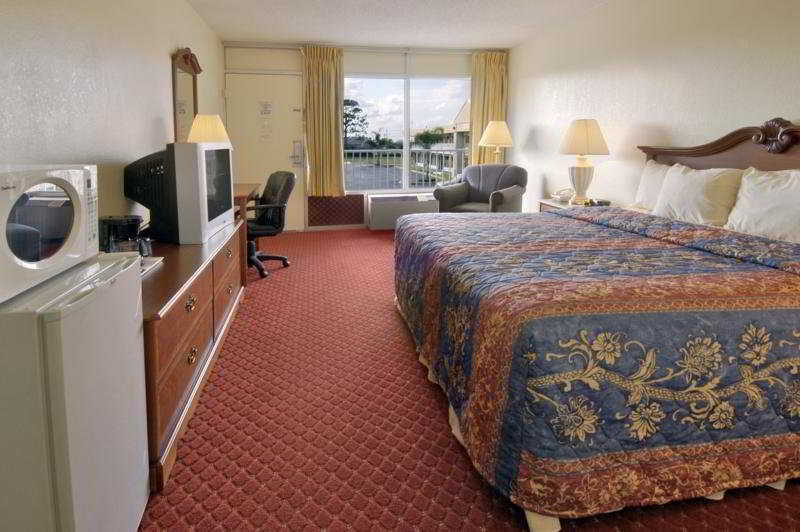 Hotel Days By Wyndham