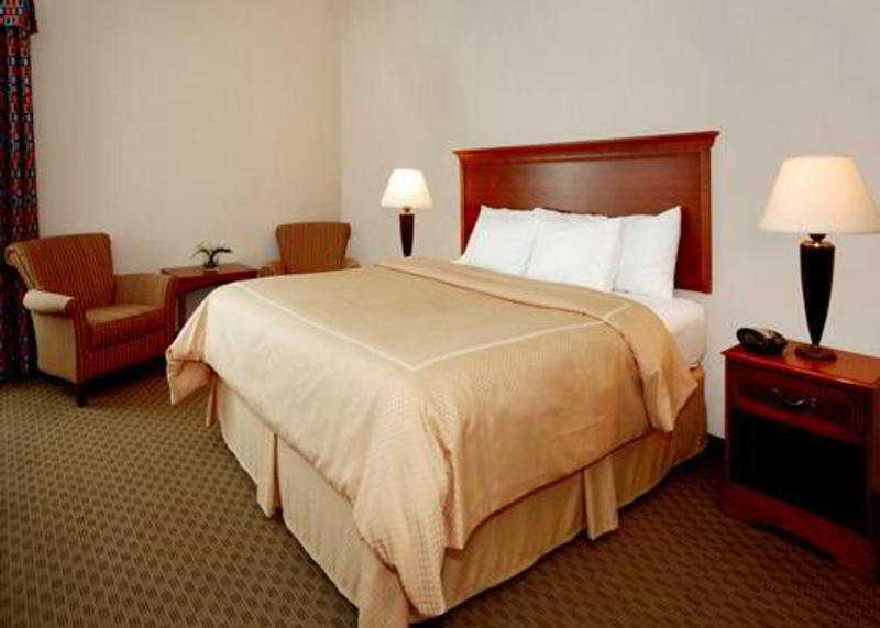Hotel Comfort Baymeadows Near Butler Blvd