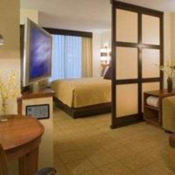 Hotel Hyatt Place Airport 4*