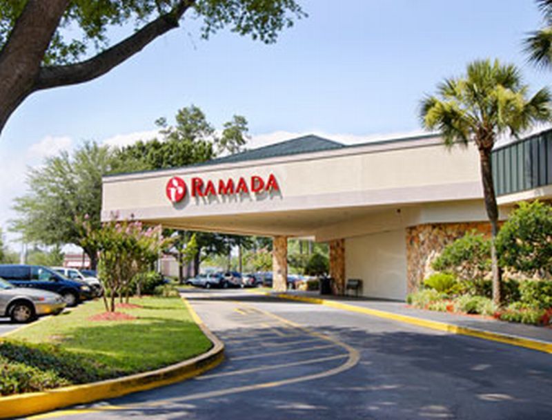 Ramada By Wyndham & Conference Center 3*