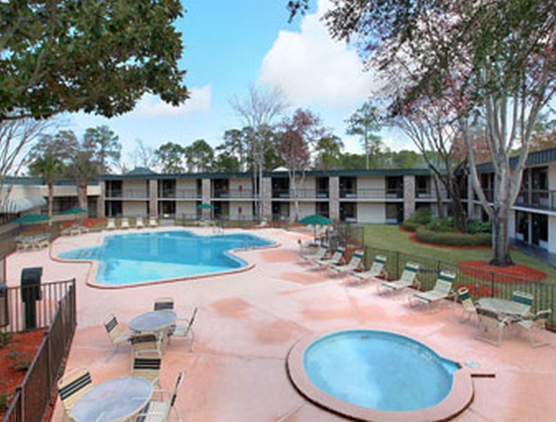 Hotel Ramada By Wyndham & Conference Center Jacksonville