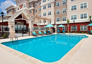 Hotel Lauderdale Pompano 3*