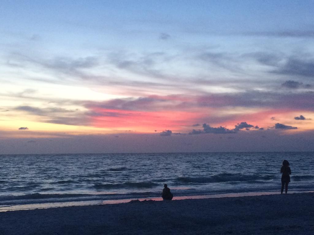 Pag Beachhouse * St. Pete Beach