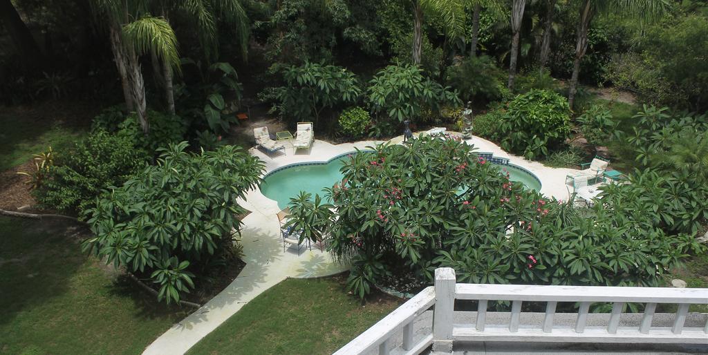 Heron Cay Lakeview