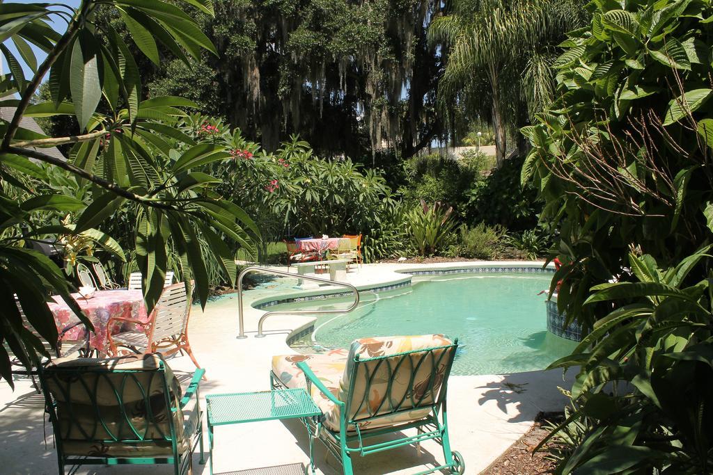 Heron Cay Lakeview Bed & Breakfast