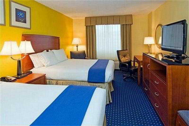 Express Miami Airport Area By Ihg