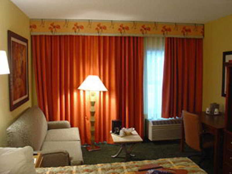 Hotel Grand Kissimmee At Celebration - Shuttle To Theme Parks 3*