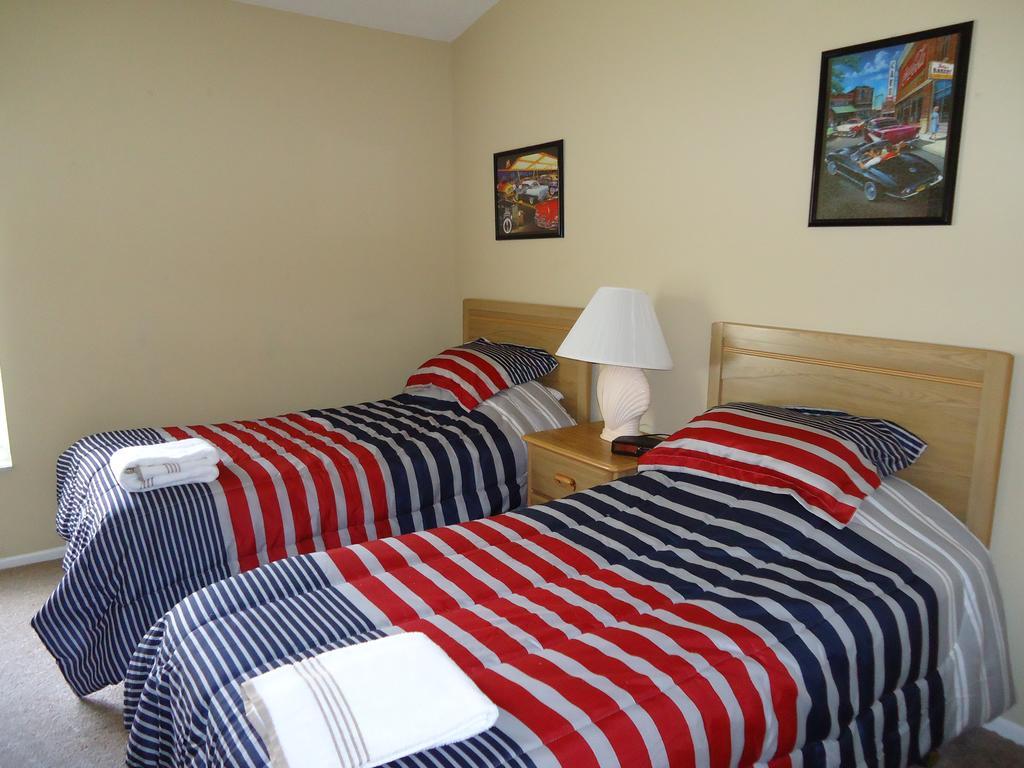 Orlando Vacation Homes *
