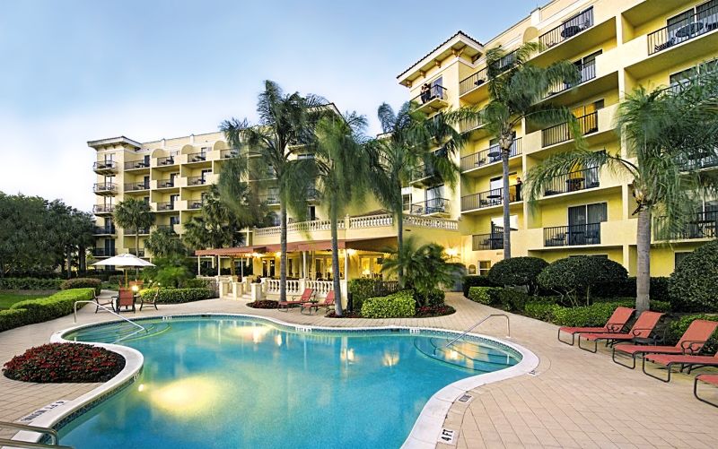 Hotel At Pelican Bay Naples