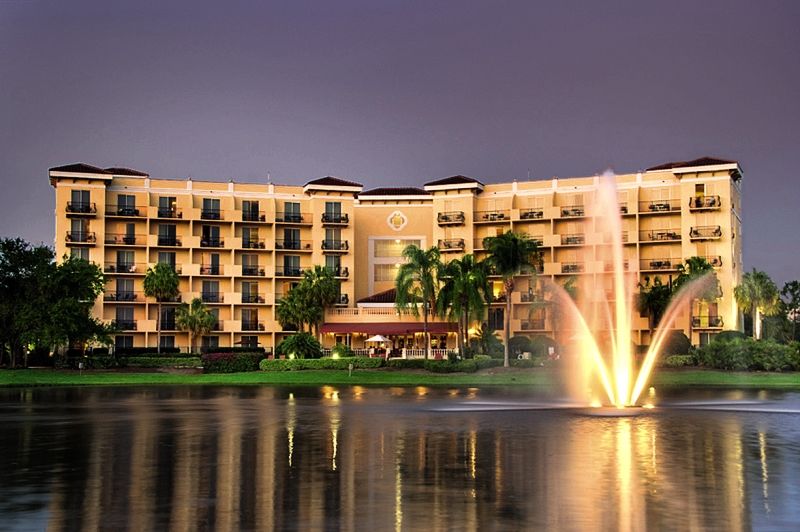 Hotel At Pelican Bay