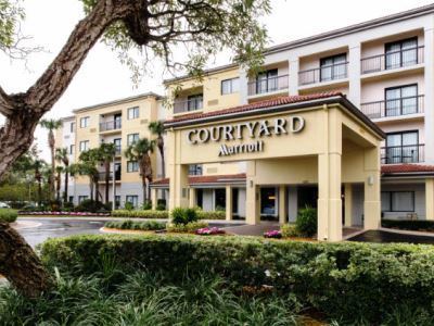 Courtyard By Marriott Lauderdale