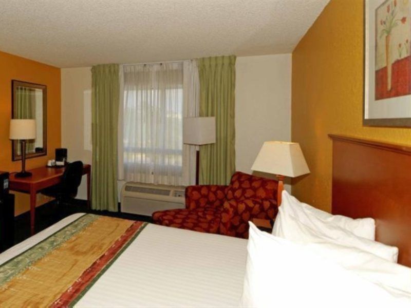 Quality Miami Airport -