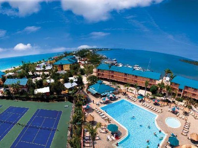 Tween Waters Island &