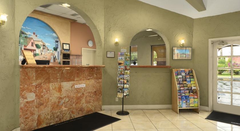 Hotel 1565 - 3*