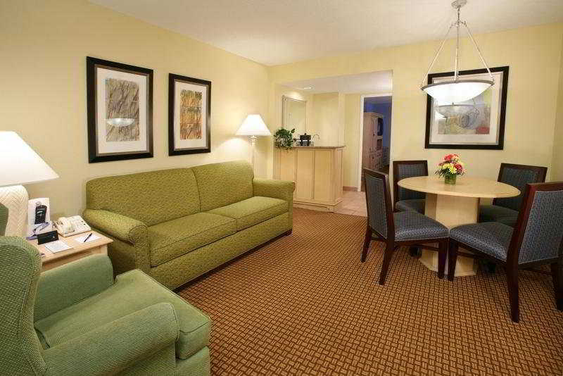 Embassy By Hilton Orlando Buena Vista 3*