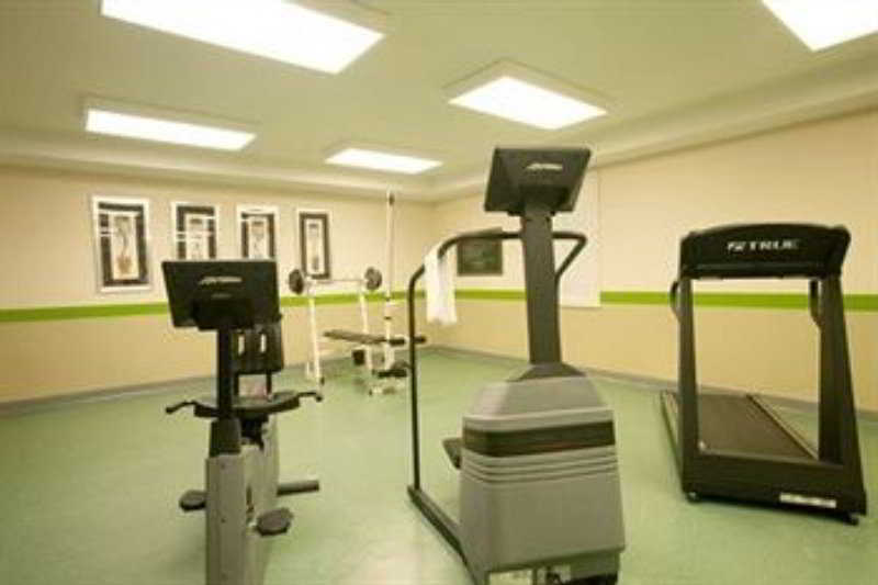 Extended America Select - Orlando - Maitland - Summit Tower Blvd 2*