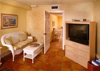 Beachfront 3*