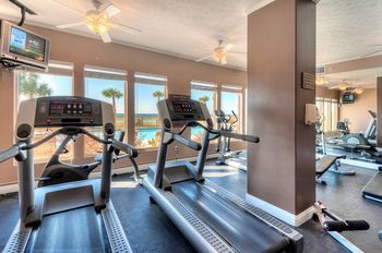 Aparthotel Gulf Crest Condominiums