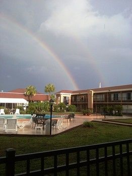 Hotel Monroe's On The & Banquet Hall