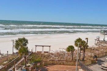 Sunbird By Royal American Beach Getaways Hotel