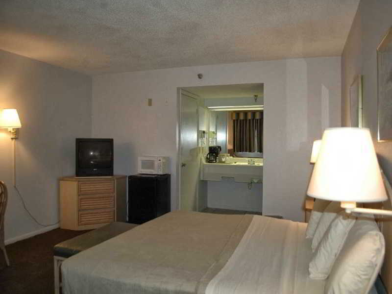 Travelodge By Wyndham Motel Venice