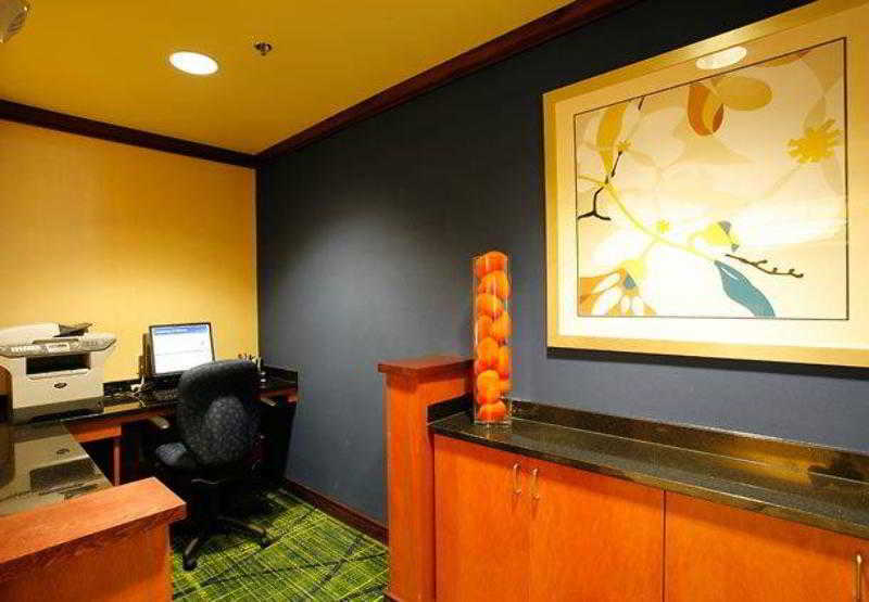 Fairfield By Marriott & West/palm Bay 3*