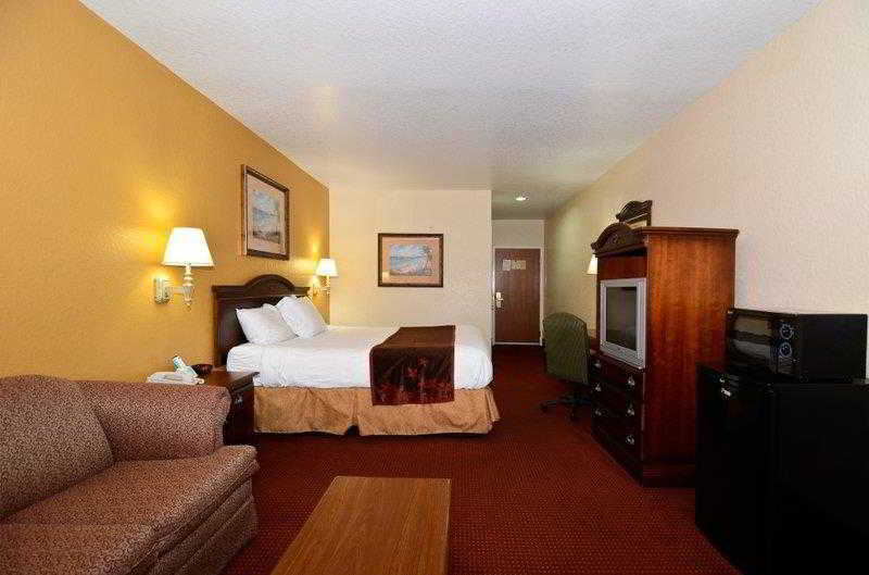 Hotel Western Edgewater 3*
