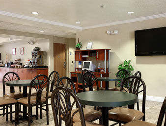 Microtel And Hotel 2*